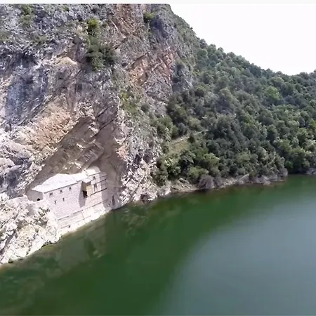 Mondeus Luxury Deskati