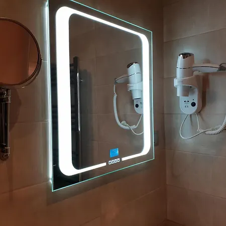 Mondeus Luxury Deskati