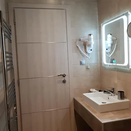 Mondeus Luxury Hotel 5*