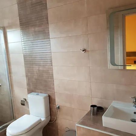 Mondeus Luxury Deskati