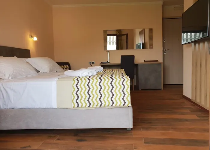 Mondeus Luxury Hotell Deskati