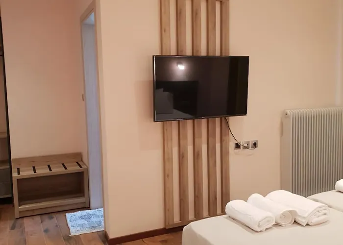 Hotell Mondeus Luxury Deskati