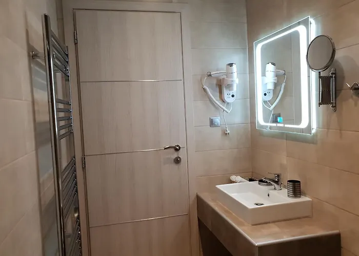Mondeus Luxury Hotell 5*