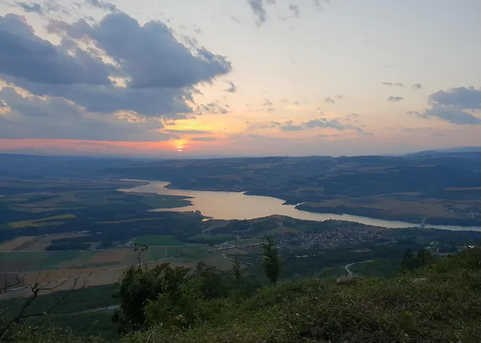 Mondeus Luxury Hotell Deskati