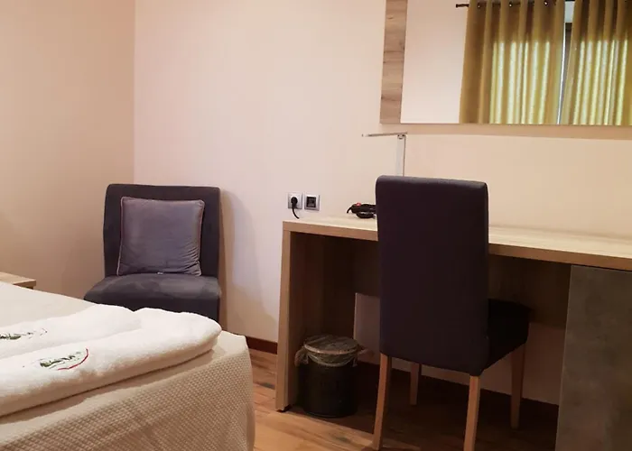 Mondeus Luxury 5* Deskati